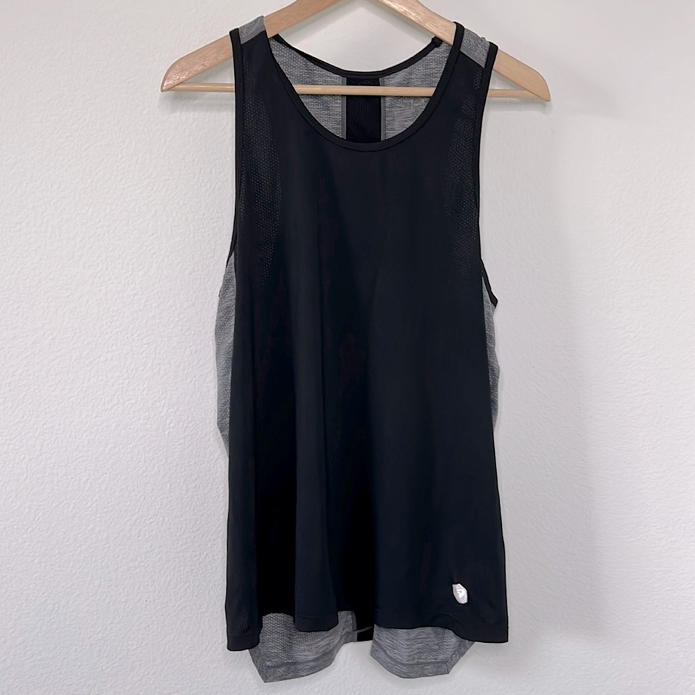 Asics Men’s D1 Singlet, Black with Grey back, Medium